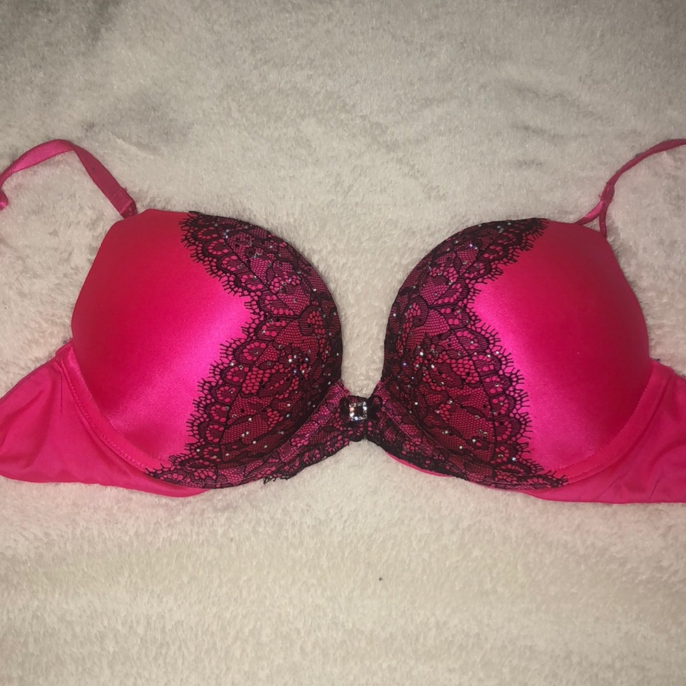 Victoria’s secret bra